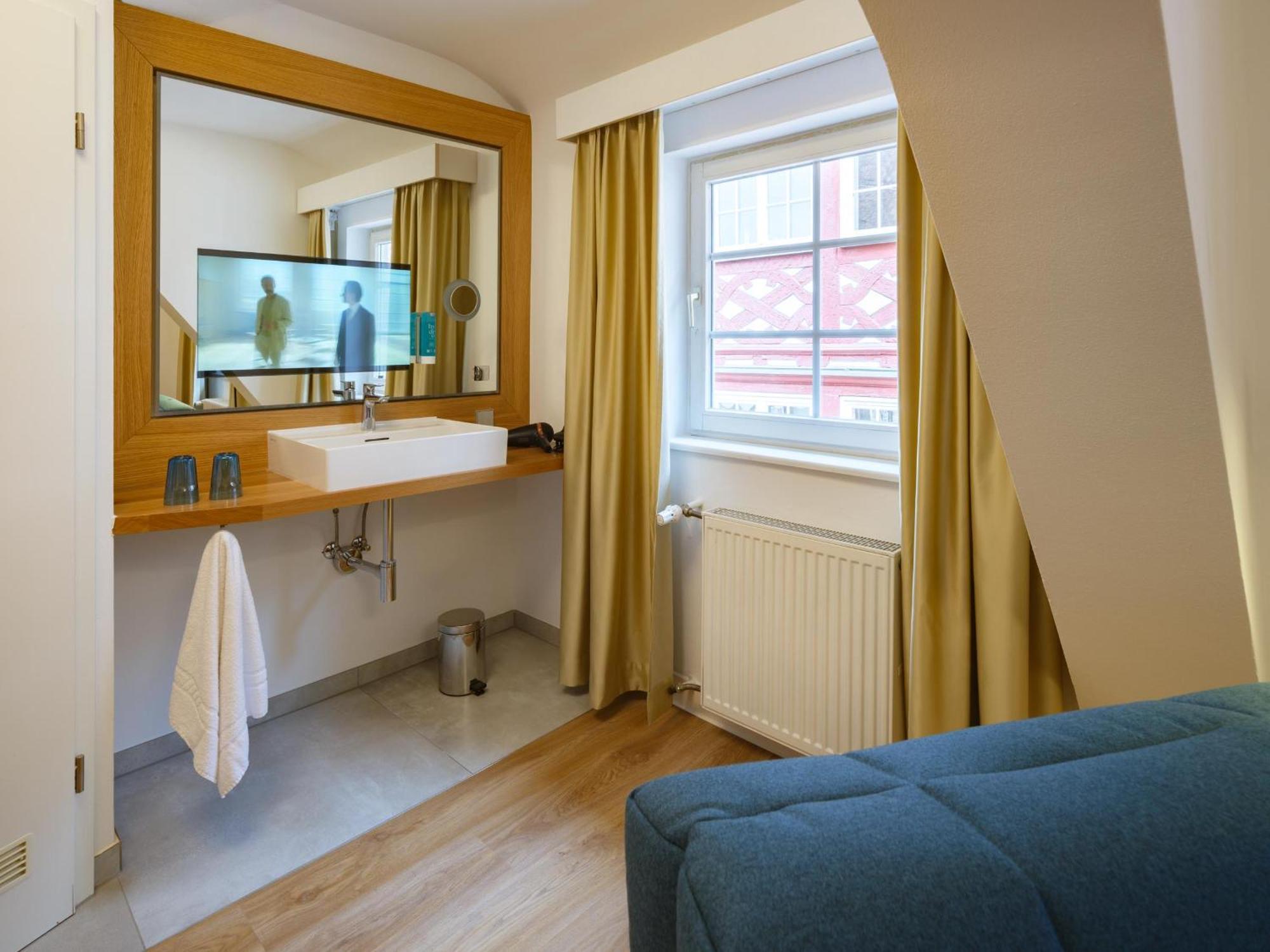 Hotel Restaurant Goldener Engel Heppenheim  Zewnętrze zdjęcie